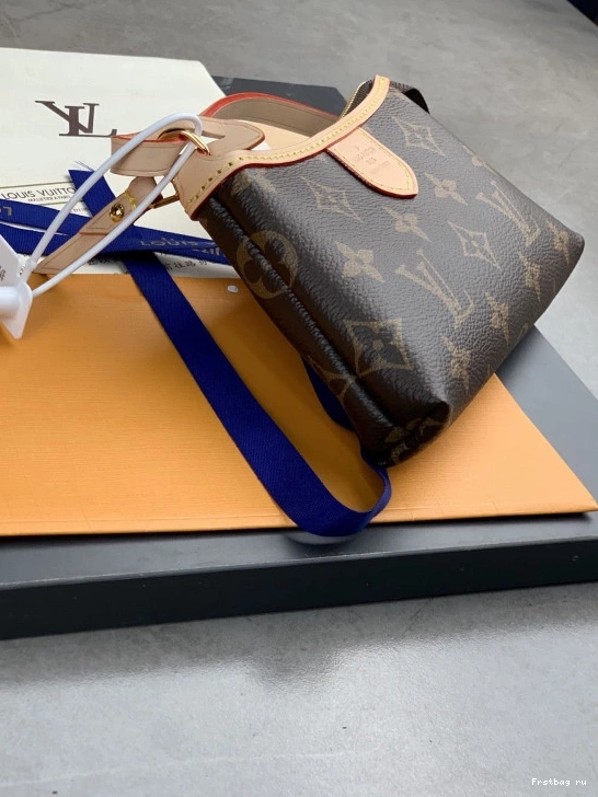 Frstbag ru VUITTON Monogram Mini Delightful LOUIS Pochette Pouch 0713